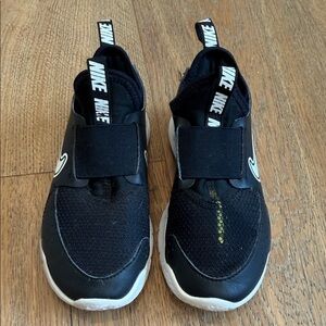 Nike Kids Free Run Sneakers